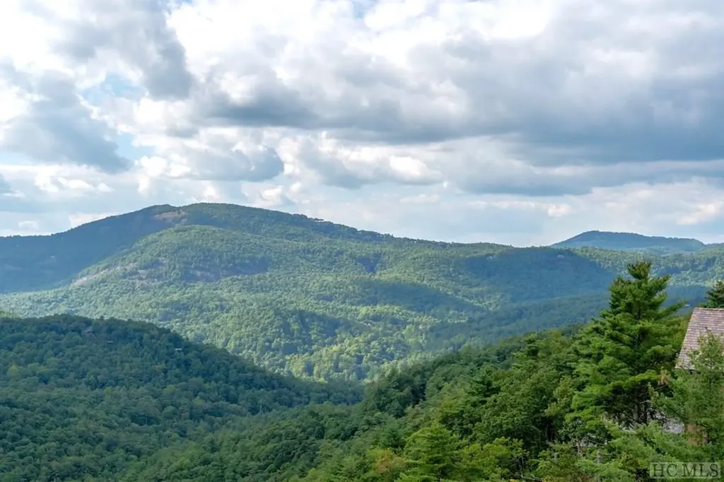 494 East Ridge Road Cashiers NC 28717