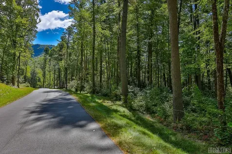Lot 82 Flagstone Road Cashiers NC 28717