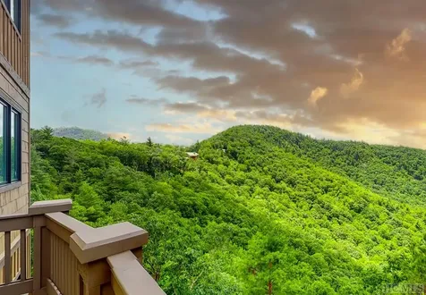 444 E Ridge Road Cashiers NC 28717