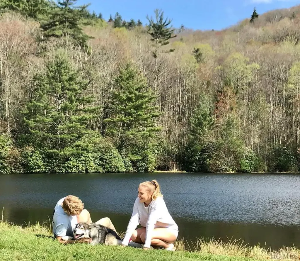 RT-8 Broadwing Cashiers NC 28717