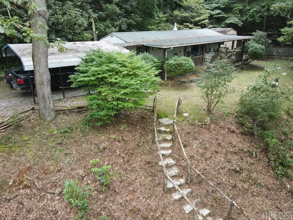 46 Big Ridge Road Glenville NC 28736