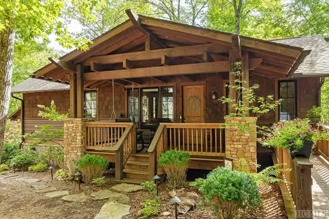 28 Outpost Trail Glenville NC 28736
