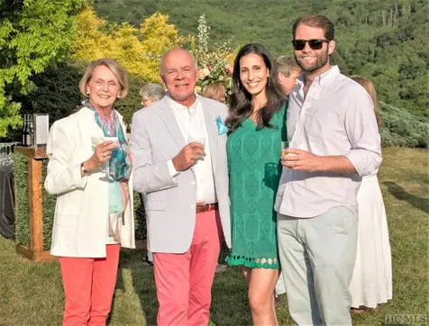 Rt-10 Broadwing Cashiers NC 28717