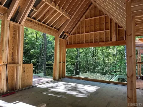 396 Farmhouse Trail Sapphire NC 28774