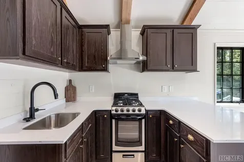 261 Rock Face Trail Highlands NC 28741