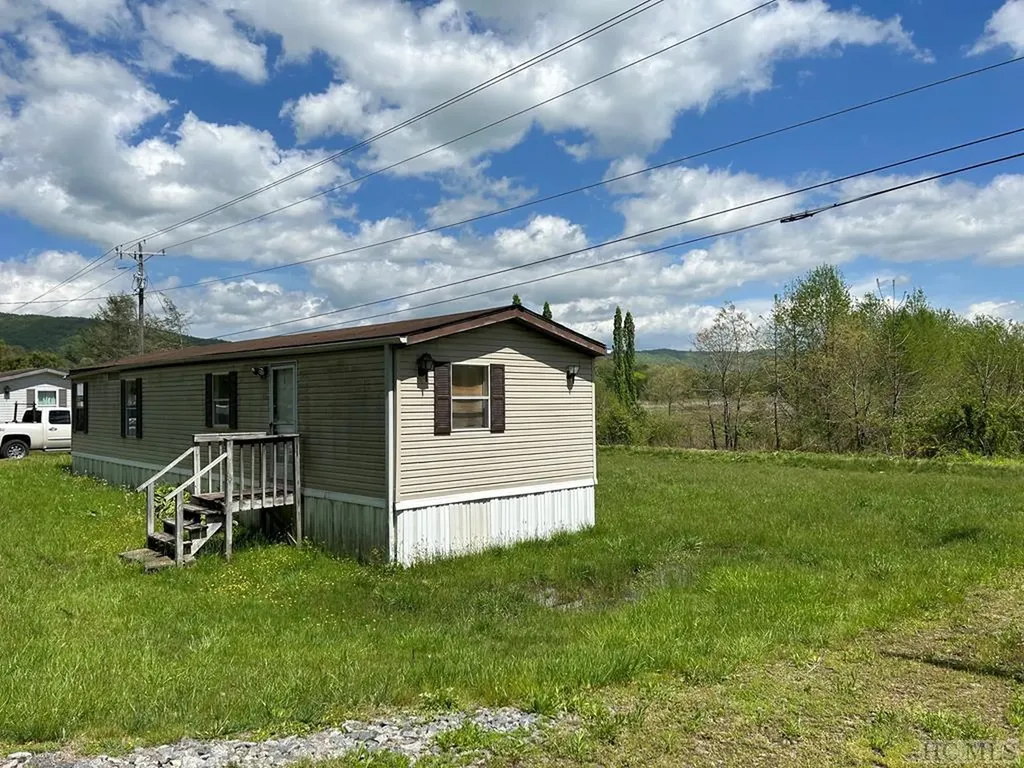 3920 Old Hendersonville Highway Pisgah Forest NC 28768