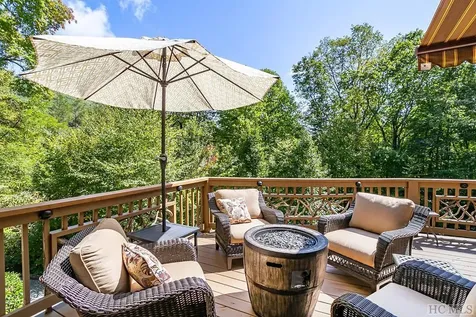 690 Hickory Drive Sapphire NC 28774