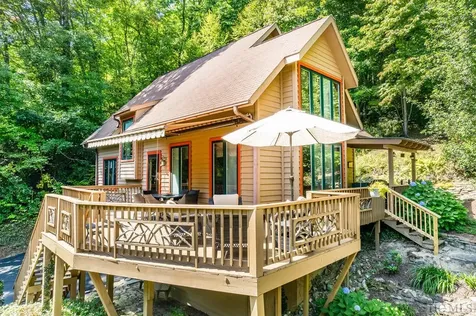 690 Hickory Drive Sapphire NC 28774