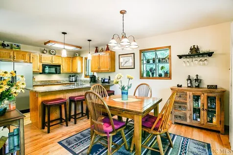 690 Hickory Drive Sapphire NC 28774