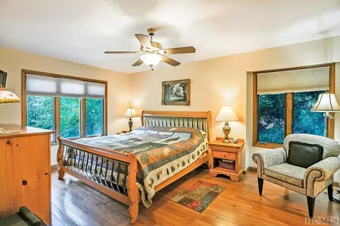 690 Hickory Drive Sapphire NC 28774