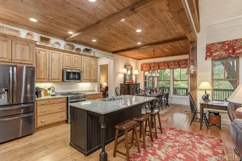 210 Ruffed Grouse Road Cashiers NC 28717