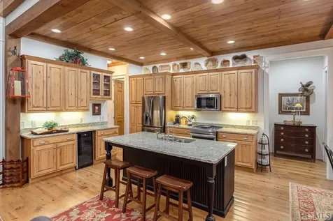 210 Ruffed Grouse Road Cashiers NC 28717