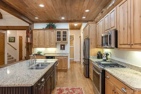 210 Ruffed Grouse Road Cashiers NC 28717