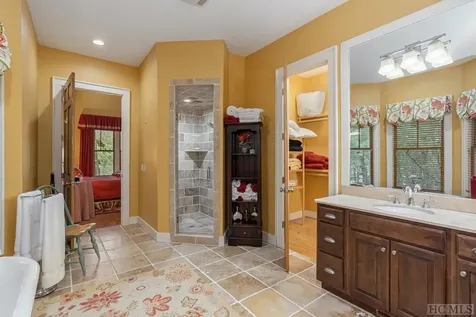 210 Ruffed Grouse Road Cashiers NC 28717
