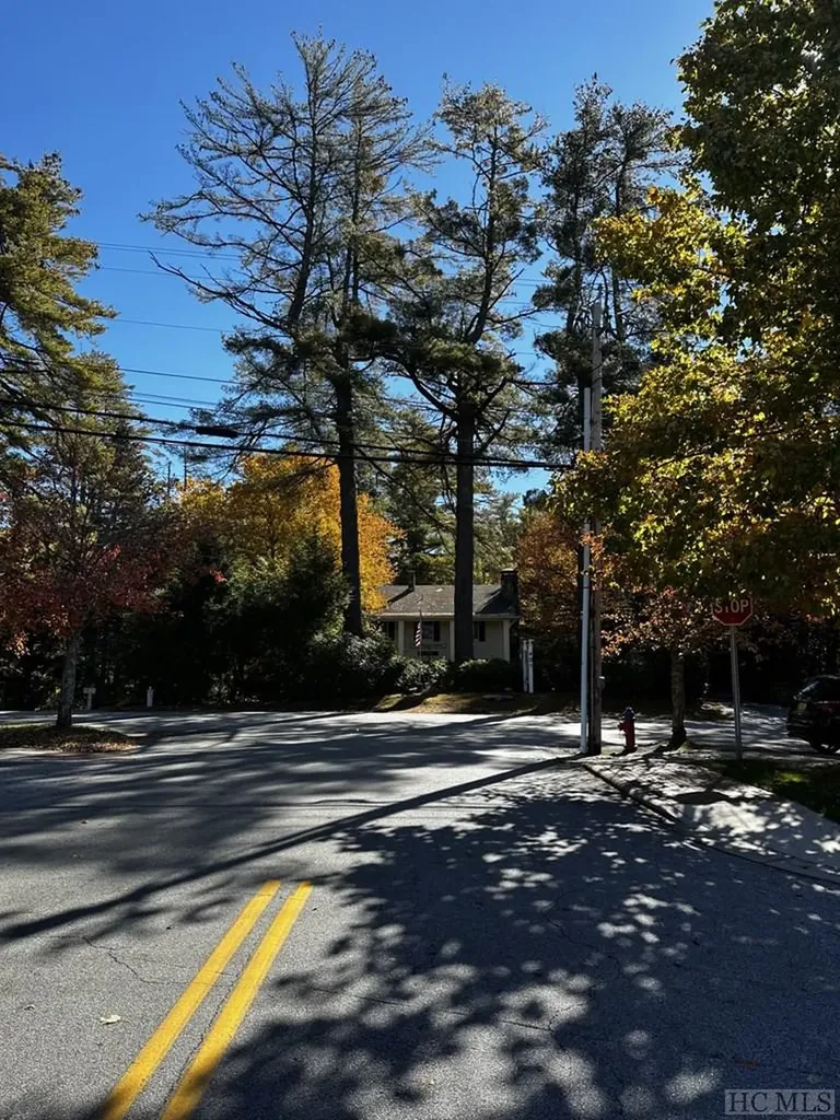 401 N Fifth Street Highlands NC 28741