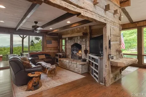 1098 Black Bear Trail Glenville NC 28736
