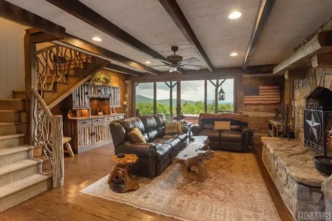 1098 Black Bear Trail Glenville NC 28736