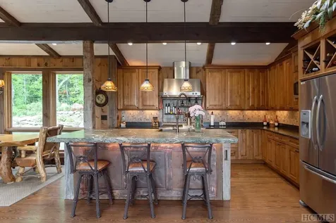 1098 Black Bear Trail Glenville NC 28736