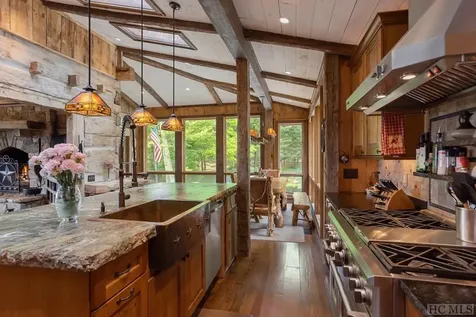 1098 Black Bear Trail Glenville NC 28736