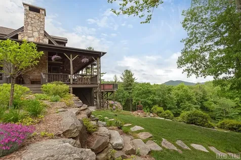 1098 Black Bear Trail Glenville NC 28736