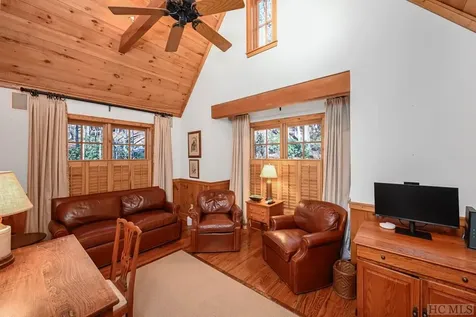 746 Cherokee Trace Cashiers NC 28717