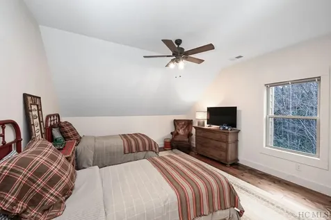 1759 W Christy Trail Sapphire NC 28774