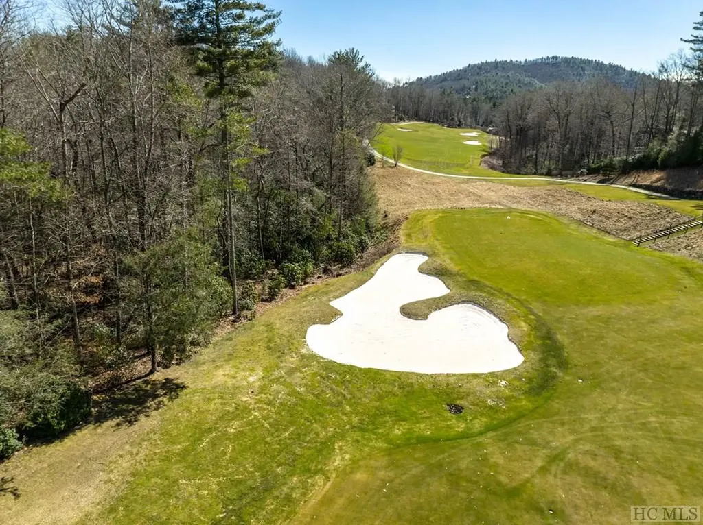 I 12 Seminole Way Lake Toxaway NC 28747