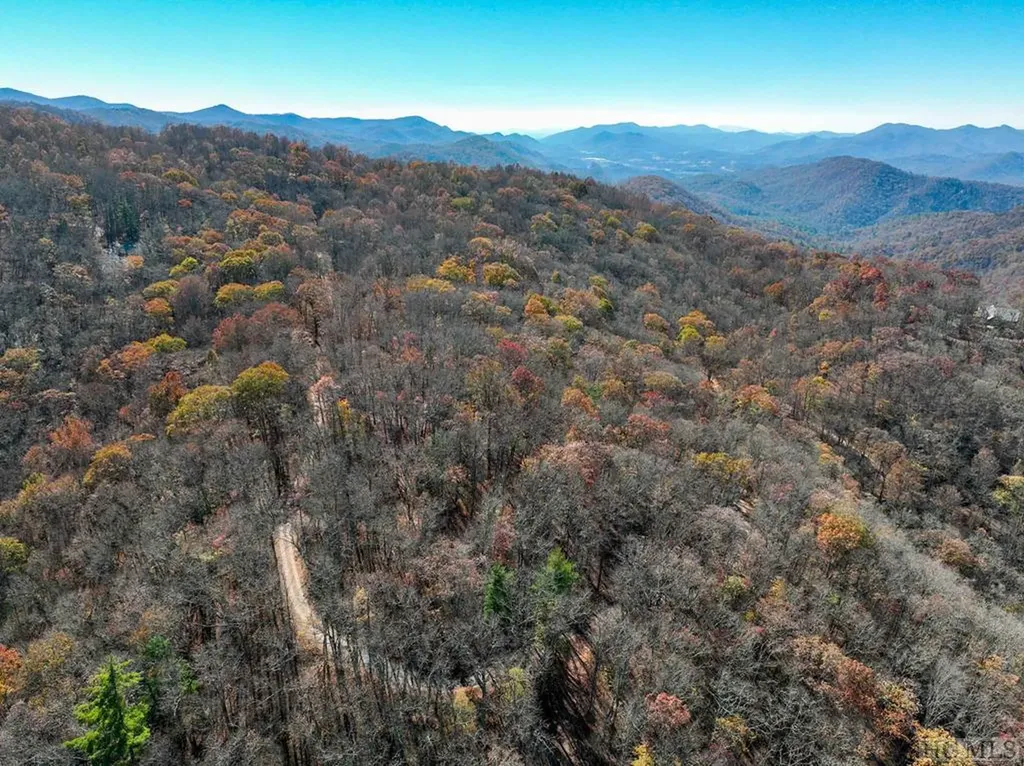 Na High Point View Road Scaly Mountain NC 28775