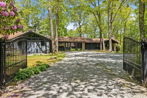 1135 Big Bear Pen Road Highlands NC 28741