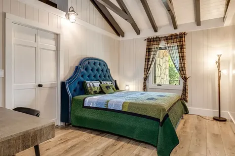 1135 Big Bear Pen Road Highlands NC 28741