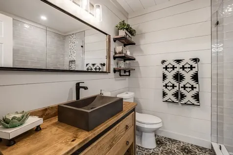 1135 Big Bear Pen Road Highlands NC 28741