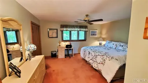 280 Guise Lane Cashiers NC 28717
