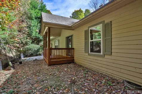 441 Blackberry Trail Sapphire NC 28744