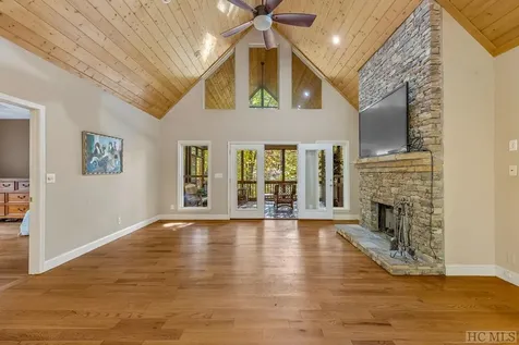 441 Blackberry Trail Sapphire NC 28744