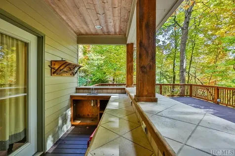 441 Blackberry Trail Sapphire NC 28744