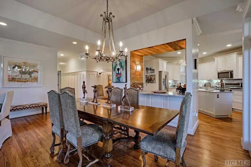 75A Burning Bush Lane Highlands NC 28741