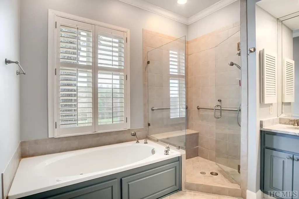 75A Burning Bush Lane Highlands NC 28741
