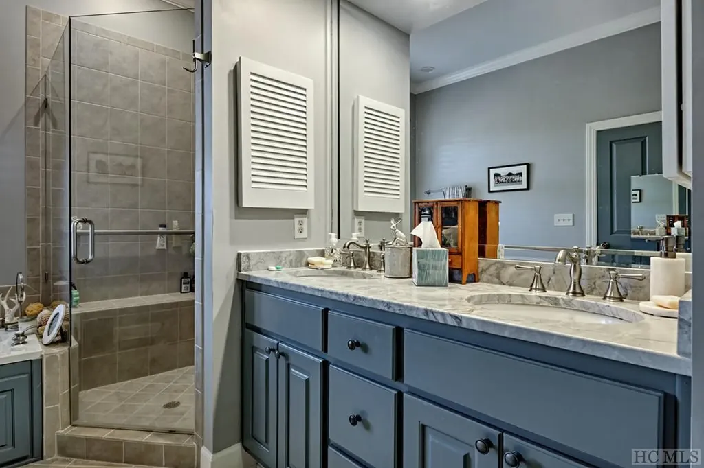 75A Burning Bush Lane Highlands NC 28741