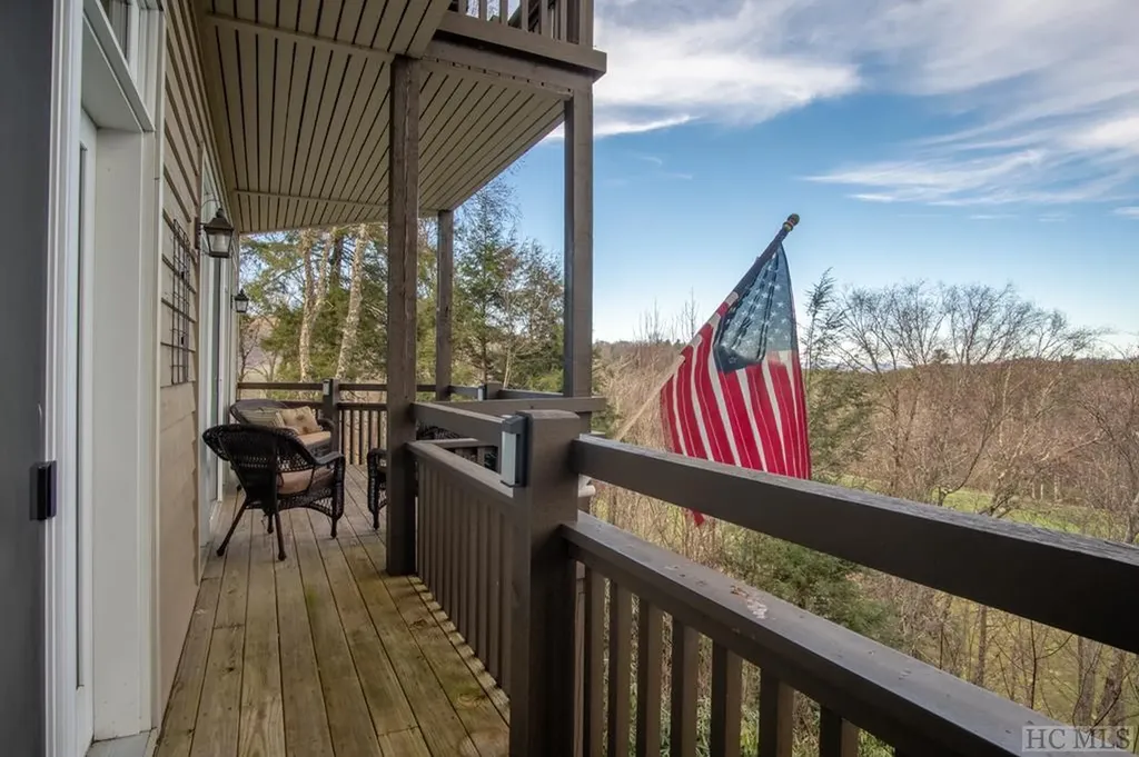 75A Burning Bush Lane Highlands NC 28741