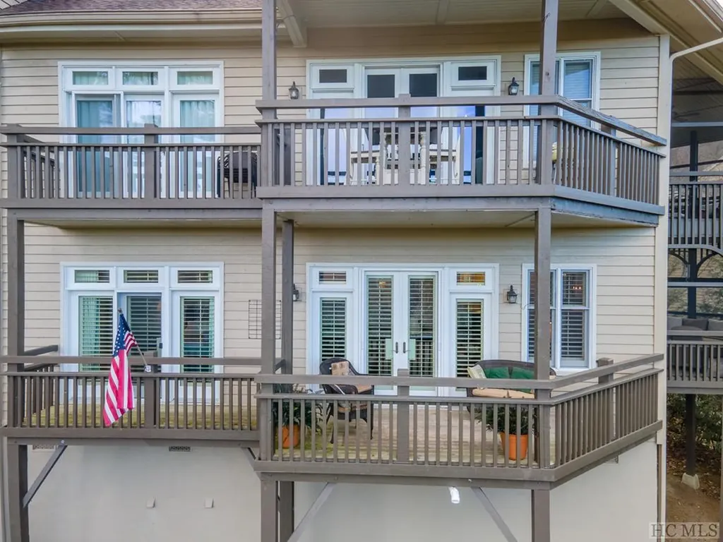 75A Burning Bush Lane Highlands NC 28741
