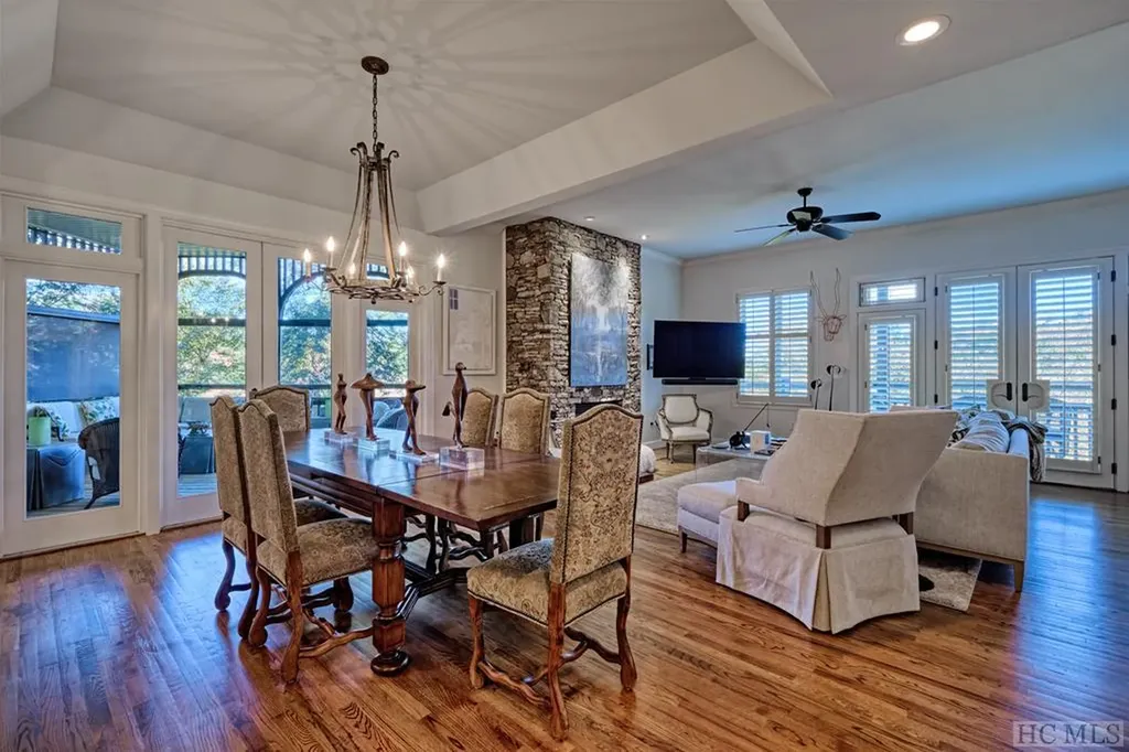 75A Burning Bush Lane Highlands NC 28741