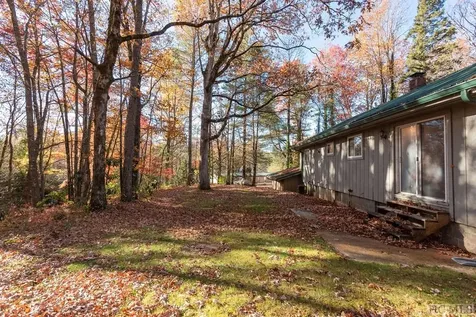 97 Walter Mcneely Road Sapphire NC 28774
