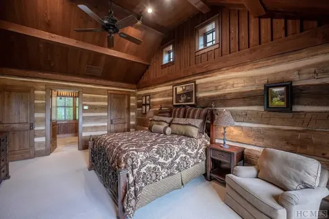 122 Stove Pipe Court Cashiers NC 28717