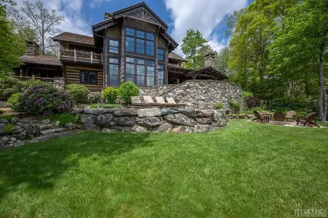 122 Stove Pipe Court Cashiers NC 28717