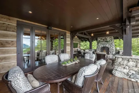 122 Stove Pipe Court Cashiers NC 28717