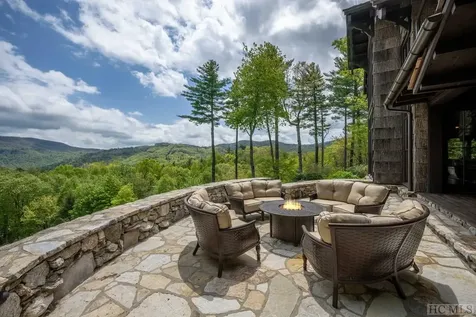 122 Stove Pipe Court Cashiers NC 28717