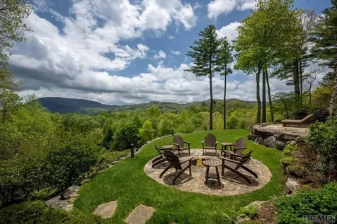 122 Stove Pipe Court Cashiers NC 28717