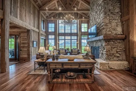122 Stove Pipe Court Cashiers NC 28717