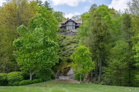 122 Stove Pipe Court Cashiers NC 28717
