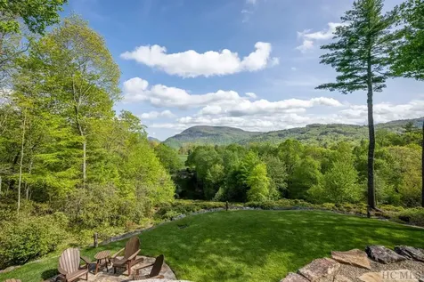 122 Stove Pipe Court Cashiers NC 28717